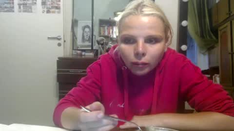 nadyagt online show from June 25, 2026, 6:12 pm