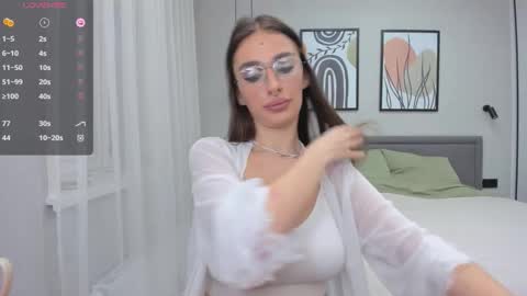 Snapshot of nadyayax chatting on December 15, 2024, 1:11 pm Nadya online show from December 15, 2024, 1:11 pm