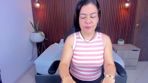 N A H I A online show from March 8, 2025, 2:12 am