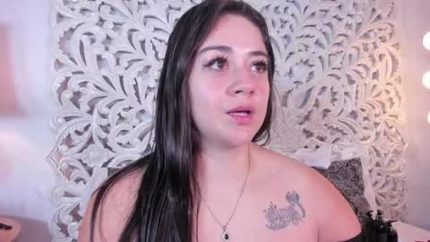 Snapshot of nahomi_sweett chatting on February 14, 2026, 10:23 am Nahomi online show from February 14, 2026, 10:23 am