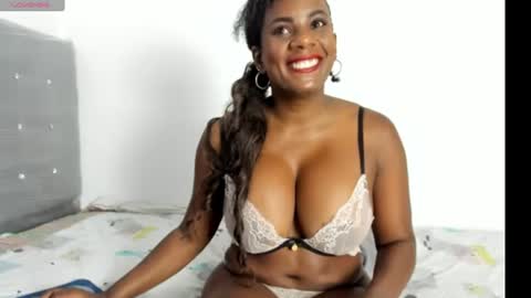 Snapshot of nahomi_whesley chatting on June 19, 2026, 4:22 pm Nahomi Whesley online show from June 19, 2026, 4:22 pm