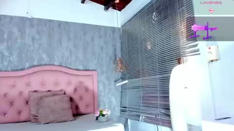 Snapshot of nahomidi_bello chatting on July 25, 2026, 1:30 pm online show from July 25, 2026, 1:30 pm