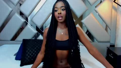 Snapshot of nahomii_hill chatting on June 23, 2026, 10:41 pm Nahomi online show from June 23, 2026, 10:41 pm