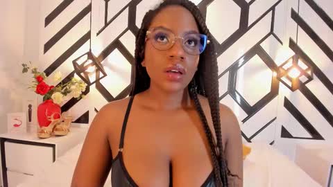 Nahomi online show from March 1, 2026, 1:29 am