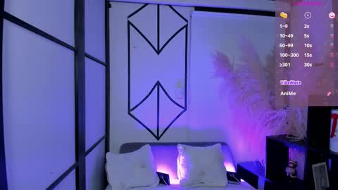 Nahomi online show from March 15, 2026, 4:29 am