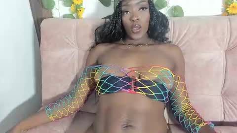 Nahomy  online show from July 30, 2026, 9:14 pm