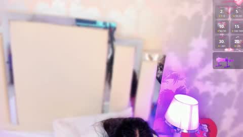 Snapshot of nahomyroberts chatting on November 24, 2025, 12:27 pm Nahomy Roberts online show from November 24, 2025, 12:27 pm