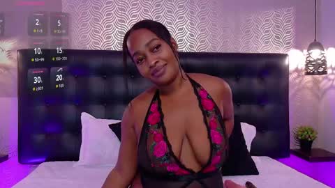 Snapshot of naiaramasson_ chatting on May 23, 2026, 12:20 pm naiaramasson_ online show from May 23, 2026, 12:20 pm