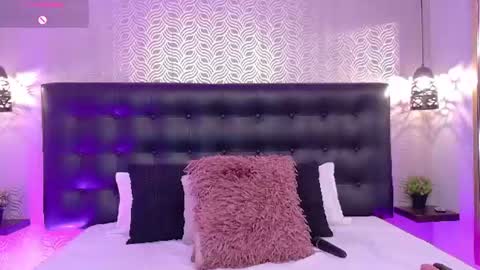 Snapshot of naiaramasson_ chatting on July 24, 2026, 12:14 pm naiaramasson_ online show from July 24, 2026, 12:14 pm