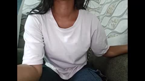 Naina online show from October 25, 2025, 4:02 pm