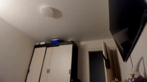 Asy no face  online show from January 13, 2025, 4:41 pm