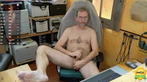 Luke online show from December 5, 2025, 9:29 am