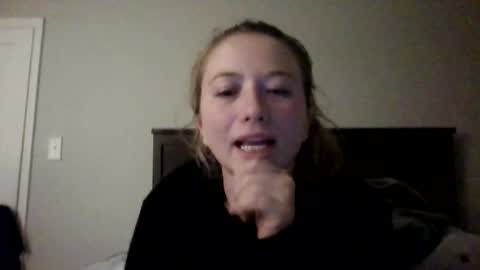 Snapshot of nakedmomma chatting on October 28, 2025, 2:15 am SianaBabe online show from October 28, 2025, 2:15 am