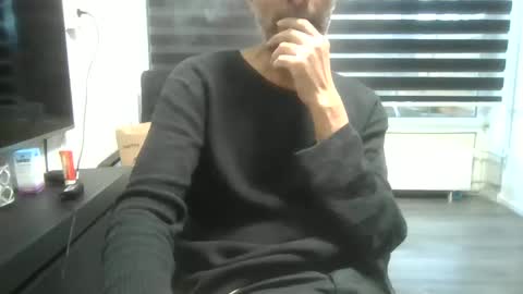 Snapshot of nakedxxxman chatting on January 2, 2025, 7:55 am nakedxxxman online show from January 2, 2025, 7:55 am