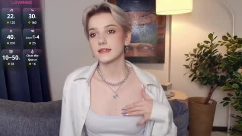 Snapshot of nakishacroshaw chatting on November 27, 2025, 12:29 pm Kate online show from November 27, 2025, 12:29 pm