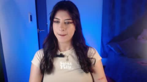 Snapshot of nala_saphir chatting on November 27, 2025, 5:42 am nala_saphir online show from November 27, 2025, 5:42 am