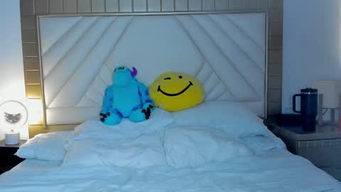 Snapshot of nalah_gomez_ chatting on January 4, 2025, 6:19 pm Nalah online show from January 4, 2025, 6:19 pm