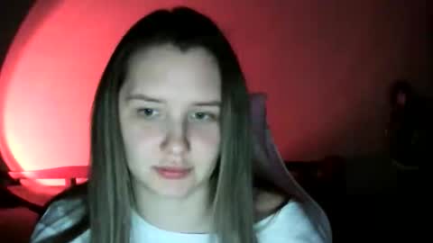 Lola online show from April 3, 2026, 4:16 pm