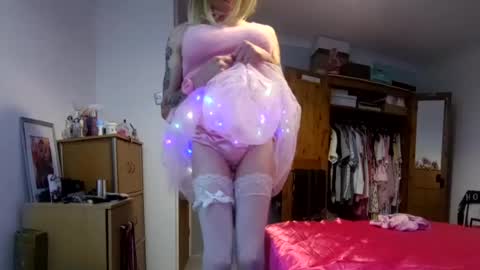 Snapshot of naltinikki chatting on July 18, 2026, 7:39 pm naltinikki online show from July 18, 2026, 7:39 pm