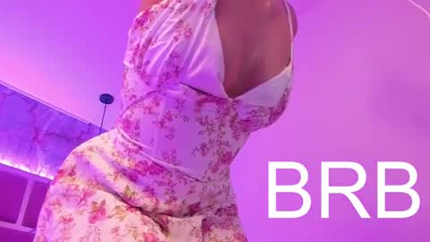 nami_usagi online show from January 12, 2025, 10:45 am