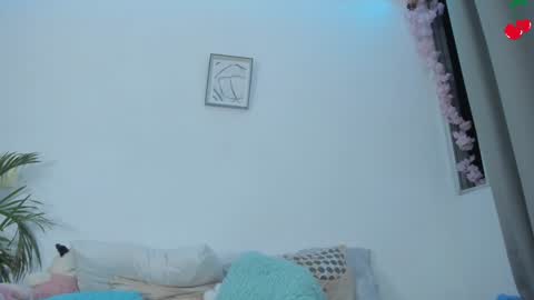 Snapshot of namibergman_ chatting on February 1, 2025, 2:37 am N A M I - OF namibergmant online show from February 1, 2025, 2:37 am