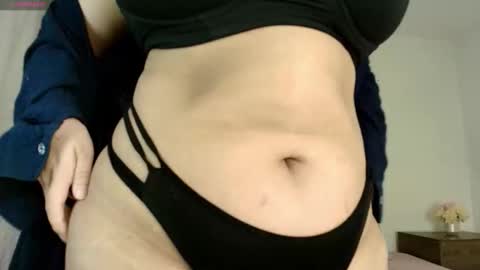 Snapshot of namithompson chatting on February 20, 2026, 1:13 am NamiThompson online show from February 20, 2026, 1:13 am