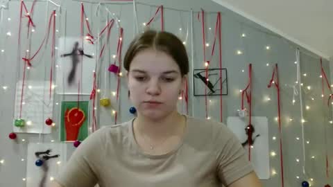 Nana online show from December 1, 2025, 8:08 am