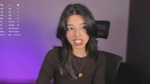 Snapshot of nanakodollx chatting on April 29, 2026, 7:09 pm Nana Natalia online show from April 29, 2026, 7:09 pm