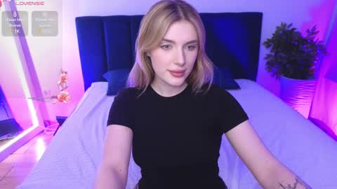 Snapshot of nanami_v02 chatting on March 11, 2025, 5:24 pm Maeve online show from March 11, 2025, 5:24 pm