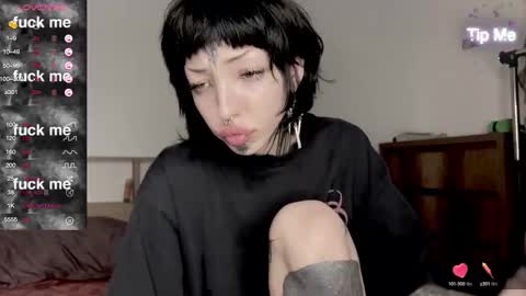 Snapshot of nananevaeragain chatting on December 13, 2024, 3:54 pm Nana online show from December 13, 2024, 3:54 pm