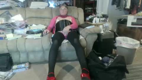 nancyboy_1 online show from February 19, 2026, 9:44 pm