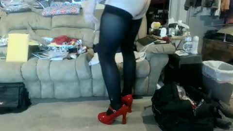 Snapshot of nancyboy_1 chatting on June 5, 2026, 8:03 pm nancyboy_1 online show from June 5, 2026, 8:03 pm