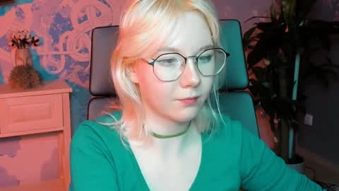 Snapshot of nancymartinez chatting on January 17, 2025, 11:27 am nancymartinez online show from January 17, 2025, 11:27 am