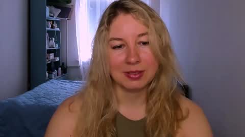 Snapshot of nancysanders chatting on June 14, 2026, 6:04 am Nancy online show from June 14, 2026, 6:04 am
