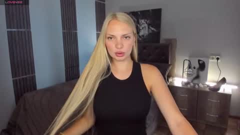 NancySummer online show from July 20, 2026, 10:18 am