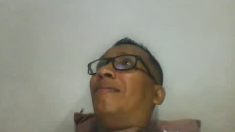 Snapshot of nando_rincon050279 chatting on October 26, 2025, 5:57 am Nando Rincon online show from October 26, 2025, 5:57 am