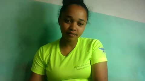nandrianina416143 online show from July 14, 2026, 6:07 am