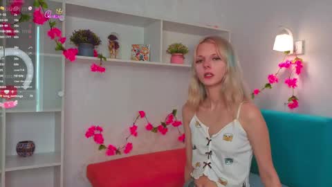 Snapshot of nannetteterrill chatting on June 5, 2026, 6:52 am nannetteterrill online show from June 5, 2026, 6:52 am
