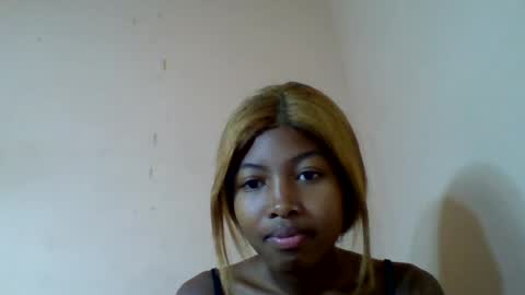 nannie02 online show from July 28, 2026, 4:39 pm