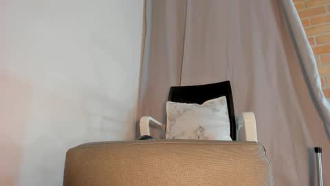 Snapshot of nanny1_ chatting on May 5, 2026, 11:13 pm Nanny online show from May 5, 2026, 11:13 pm