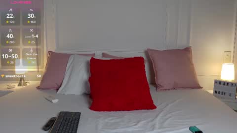 nany_model25 online show from June 19, 2026, 9:18 pm