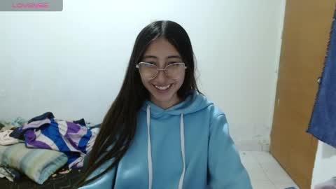 Snapshot of nanylux chatting on April 23, 2026, 4:14 am nanylux online show from April 23, 2026, 4:14 am