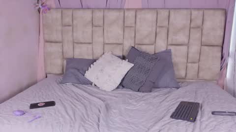 Snapshot of nanymatrioska chatting on June 15, 2026, 8:33 pm nanymatrioska online show from June 15, 2026, 8:33 pm