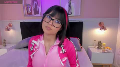 Naoko online show from January 12, 2025, 4:18 pm