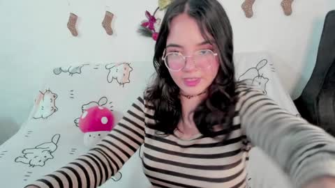 Snapshot of naoko_uwu chatting on December 30, 2024, 1:15 am Naoko online show from December 30, 2024, 1:15 am