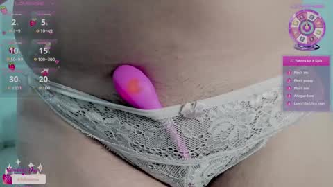 Snapshot of naoko_uwu chatting on February 12, 2025, 3:29 am Naoko online show from February 12, 2025, 3:29 am