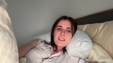 Snapshot of naomi________ chatting on July 20, 2026, 12:14 am Naomi online show from July 20, 2026, 12:14 am