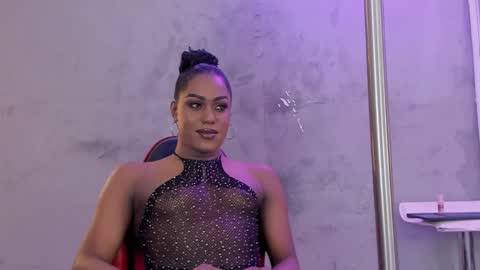 Snapshot of naomi__blair chatting on May 10, 2026, 3:23 am Naomi Blair online show from May 10, 2026, 3:23 am