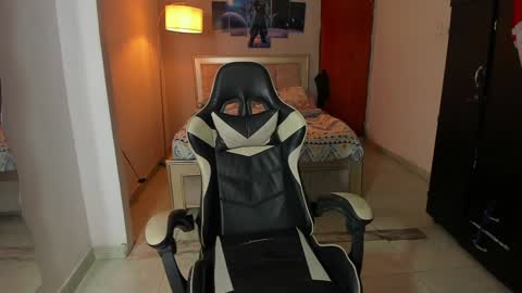 Snapshot of naomi_berckley chatting on January 29, 2025, 8:18 am naomi_berckley online show from January 29, 2025, 8:18 am