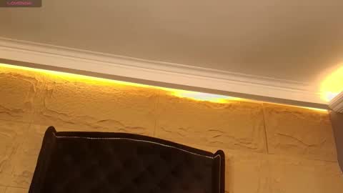 Naomi online show from October 11, 2025, 8:40 pm